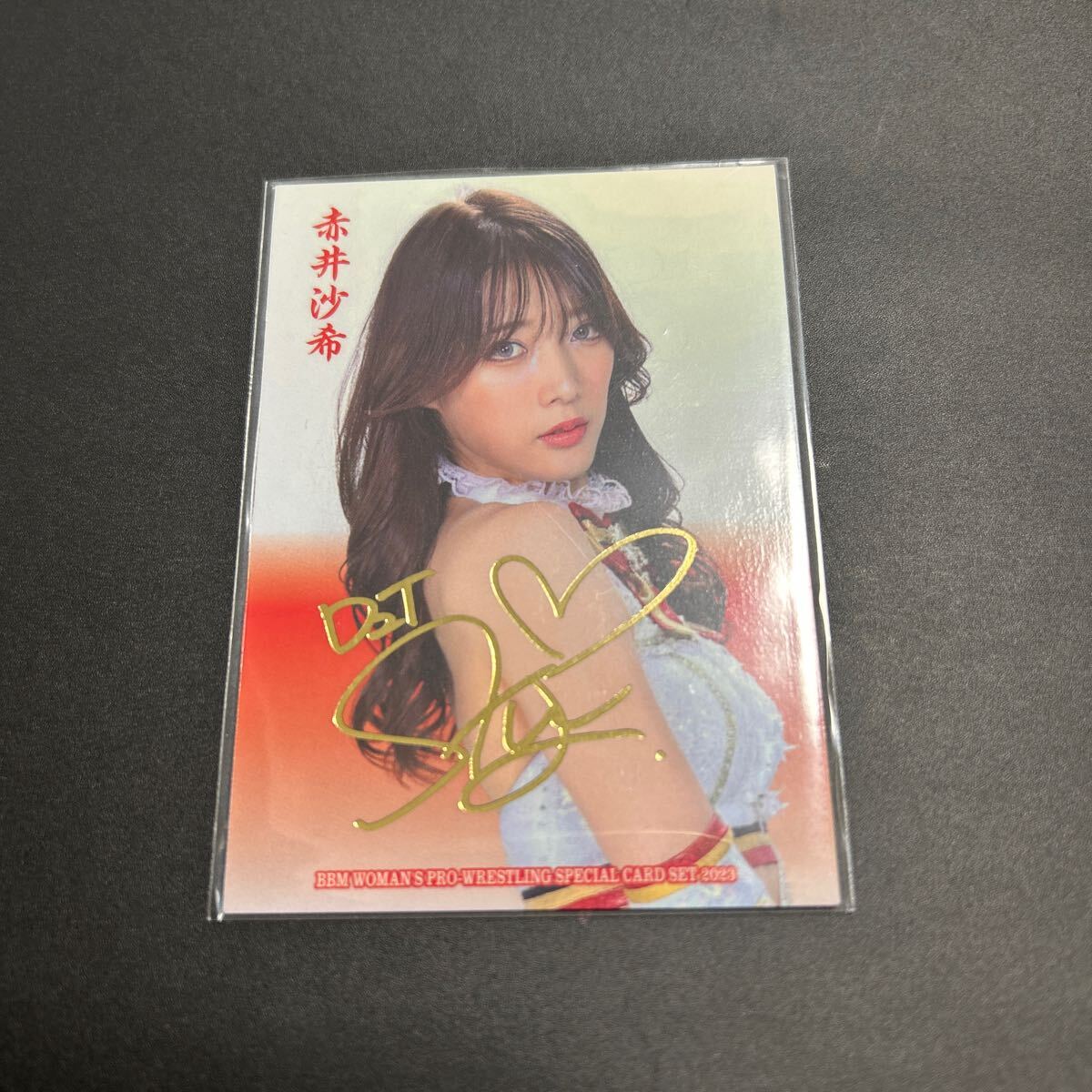 赤井沙希 BBM2023 Ambitious!! 女子プロレスカード 金箔サイン 赤井沙希 BBM2023 Ambitious!! 女子プロレスカード 金箔サイン