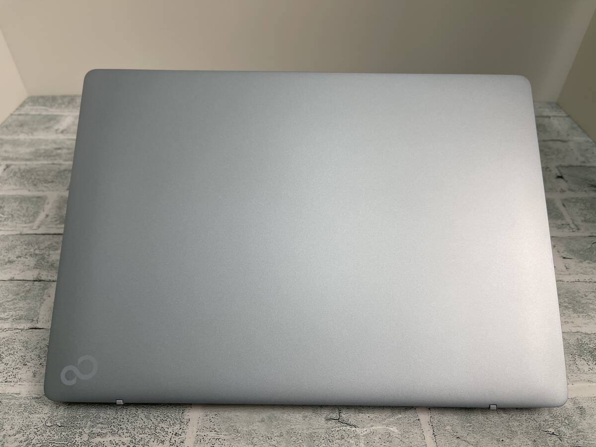富士通 LIFEBOOK CH75/G3 ノートパソコン 第12世代Intel Core i5-1240P メモリ8GB+SSD256GB 指紋認(rèn)証 13.3型WUXGA Win11 送料無(wú)料 N7J927
