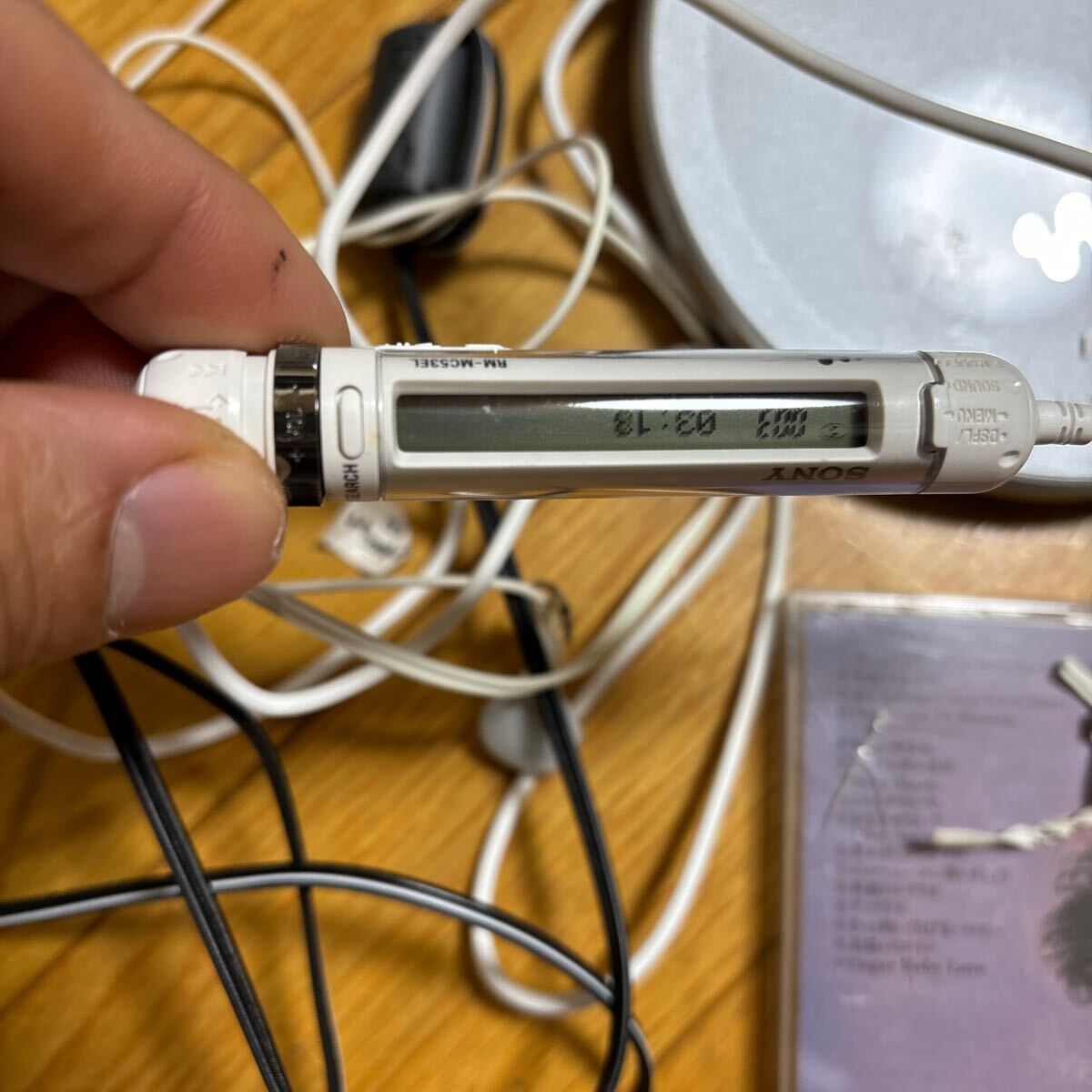 CDウォークマン D-NE730 動作は未確認済み、箱、説明書あり(CD