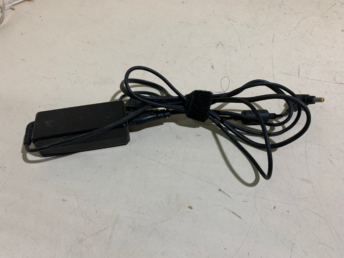 Panasonic パナソニック ノートパソコン用 ACアダプタ CF-AA1625A M4 100V-240V~ 0.9A-0.5A 50-60Hz 16V 2.5A