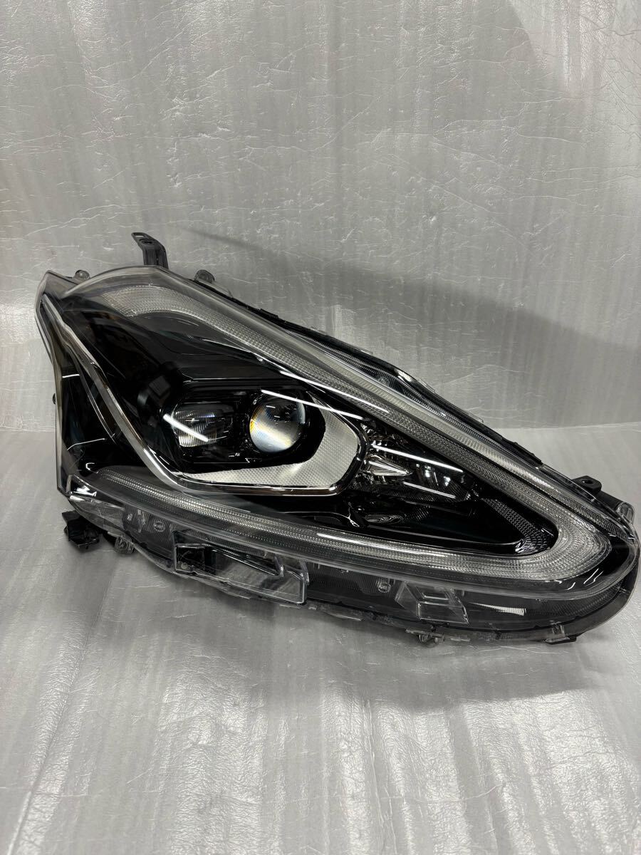 シエンタヘッドライト 170系 右側 純正 トヨタ シエンタ 純正 ヘッドライト右 美品 磨き済み トヨタ シエンタ