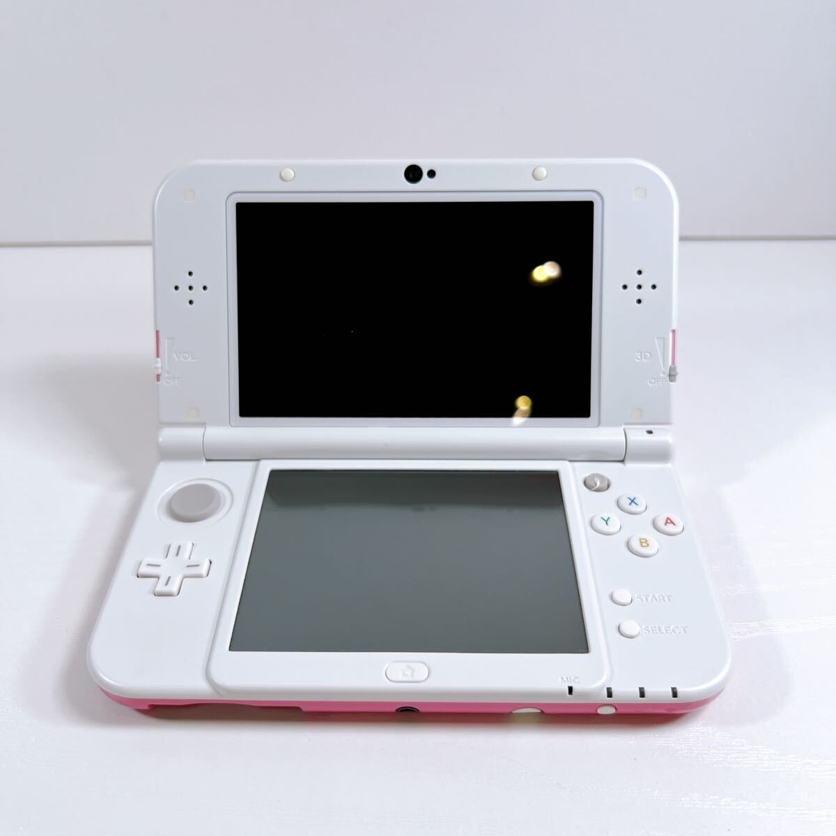 320【中古】New Nintendo 3DS LL 本体 RED-001 ピンク×ホワイト 320【中古】New Nintendo 3DS LL 本体 RED-001 ピンク×ホワイト