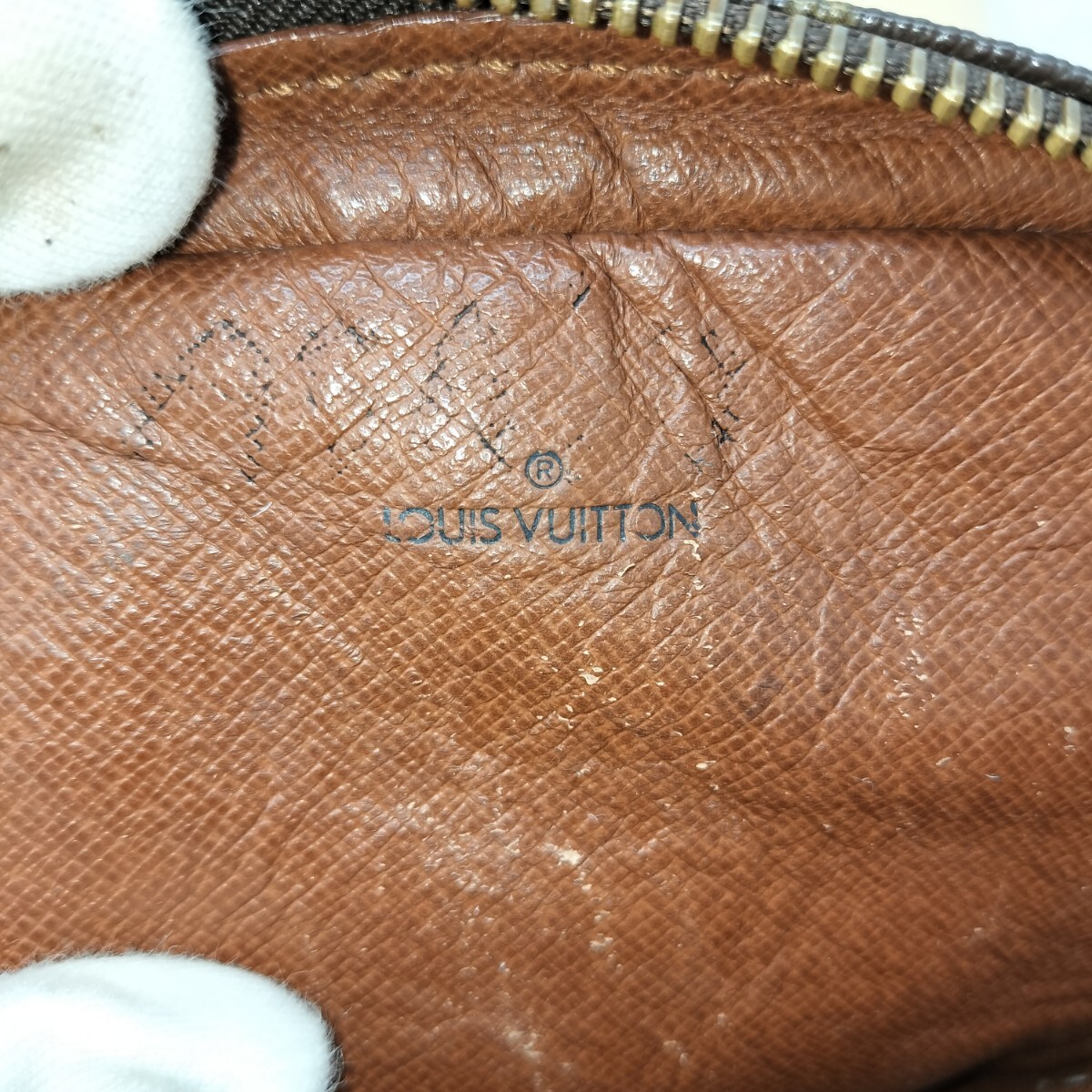 正規品 LOUISVUITTON ルイヴィトン ヴィトン アマゾン モノグラム ミニ ショルダーバッグ メッセンジャーバッグ 斜め掛け 肩掛け M45238_画像9