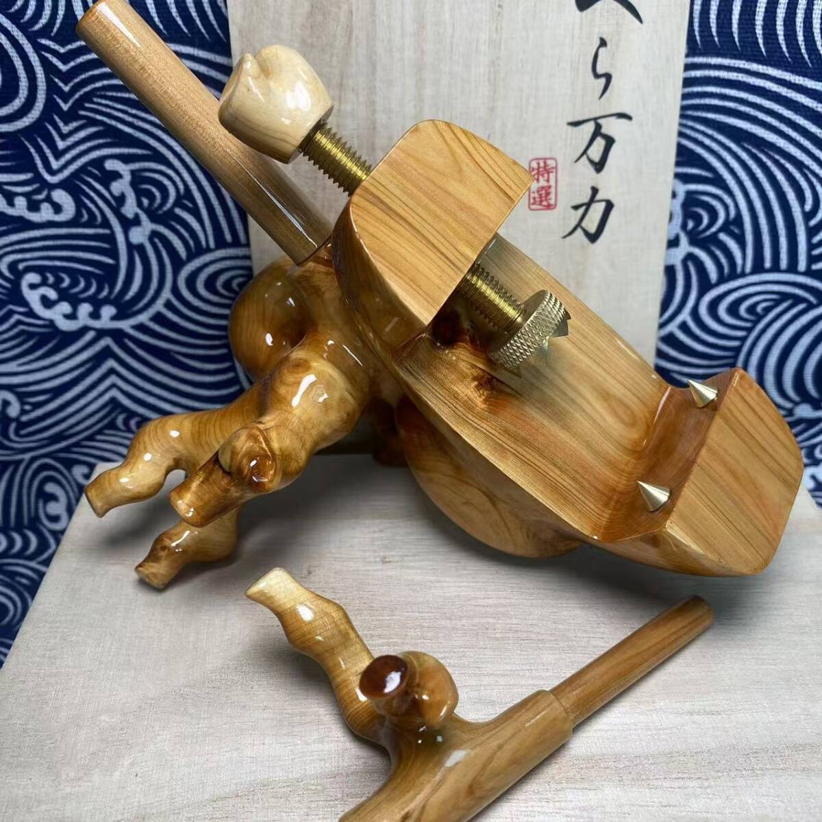 ヘラブナ万力 天然木 崖柏 大砲万力 超美品 袋付き へら用品 ヘラブナ万力 天然木 崖柏 大砲万力 超美品 袋付き へら用品