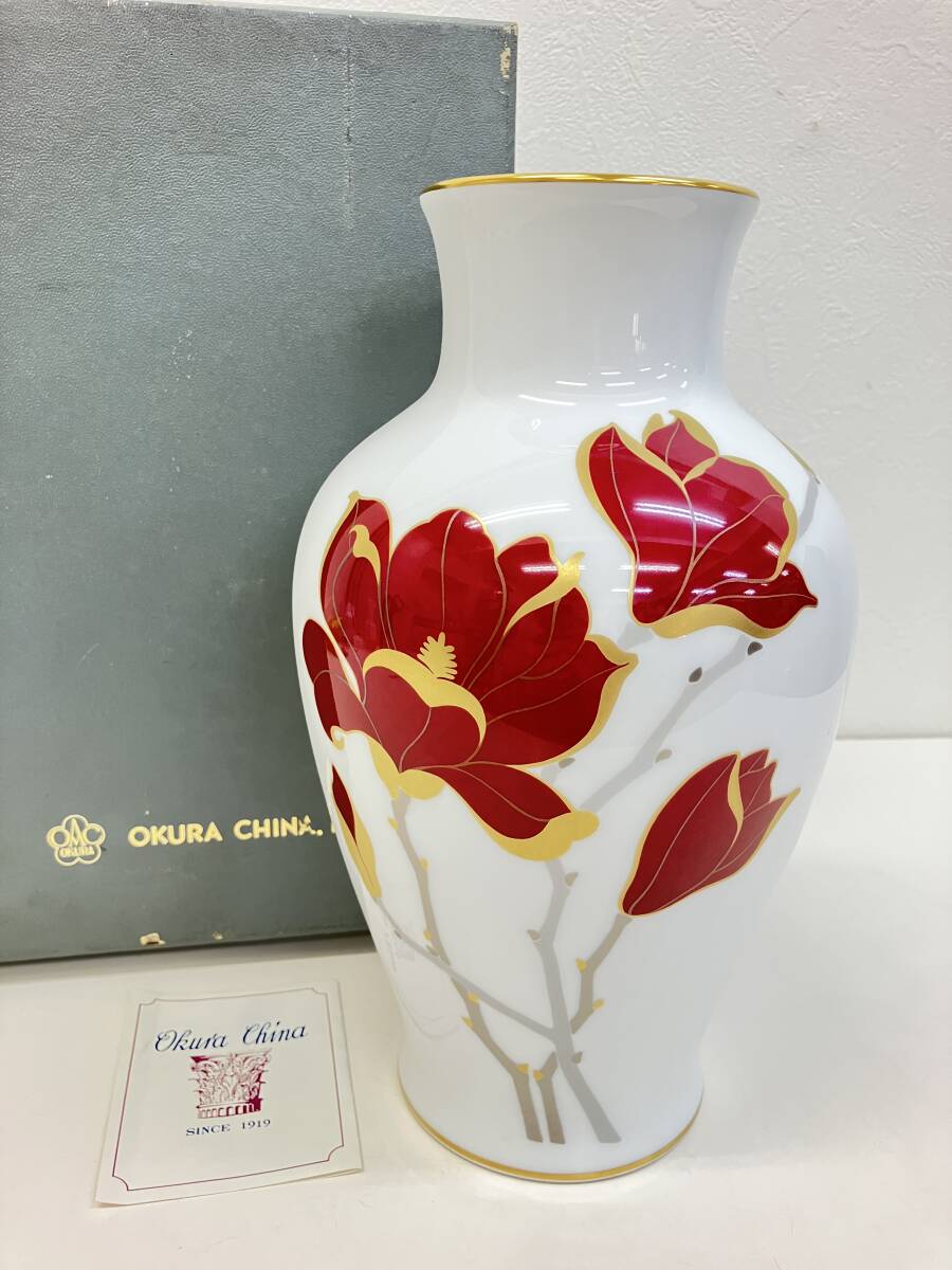 ロ703-116 大倉陶園 金彩 花瓶 約27cm モクレン 木蓮 マグノリア ロ703-116 大倉陶園 金彩 花瓶 約27cm モクレン 木蓮 マグノリア