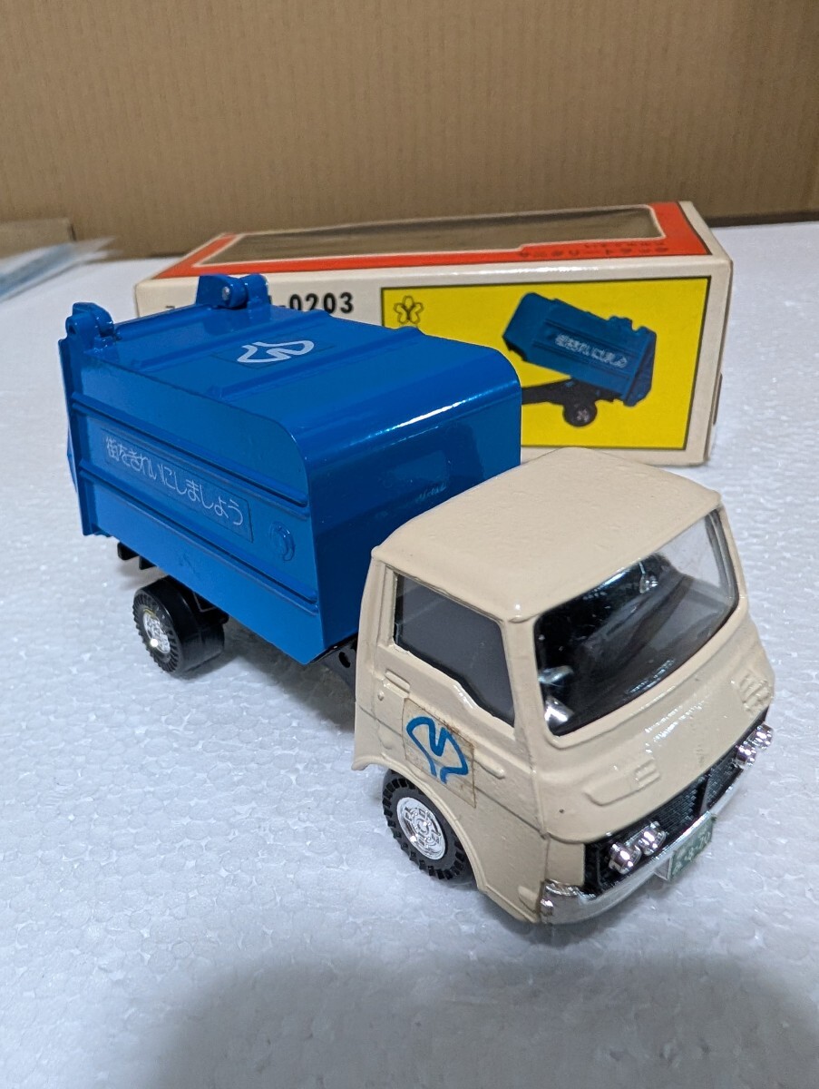 1970年代 絶版ミニカー DIAPET ダイヤペット いすゞ エルフ サニタリートラック No.11-0203 YONEZAWA TOYS 日本製 ISUZU ELF パッカー