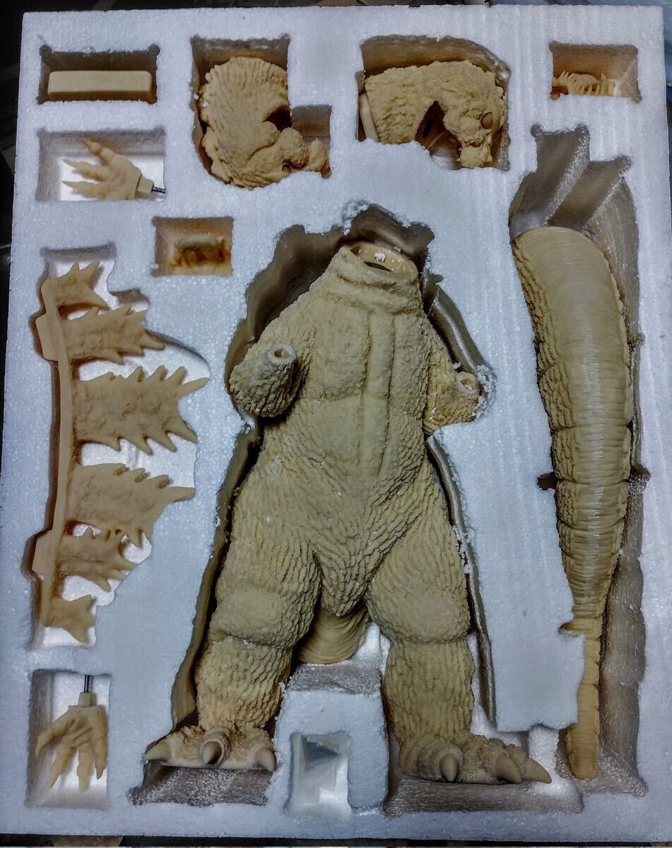 絶版!最高傑作【40cm モスゴジ キャストキット】入手困難品 KOC 絶版!最高傑作【40cm モスゴジ キャストキット】入手困難品 KOC