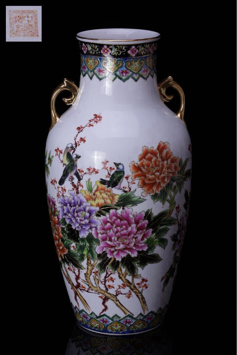 【10％OFF】 中国古玩 色絵粉彩細密花孔雀漢文紋一対 唐物 景徳鎮 中国古美術 色絵磁器