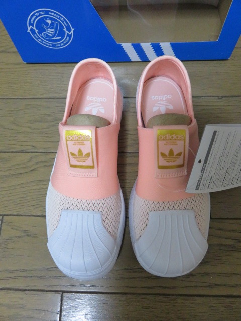 【新品】adidasアディダス薄手スニーカー　２０．０
