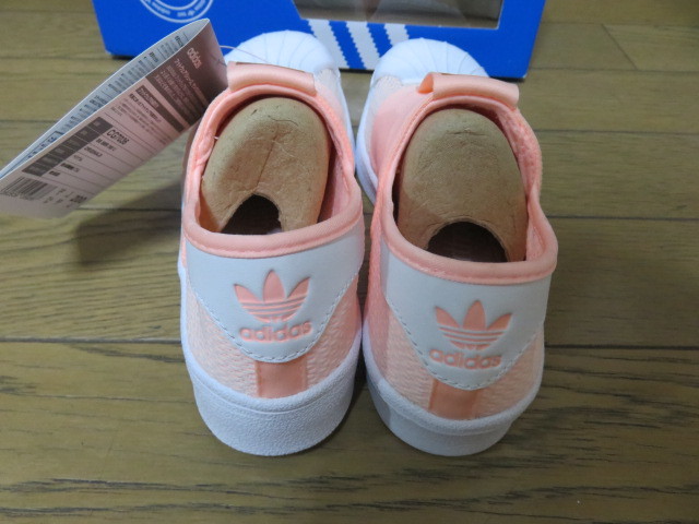 【新品】adidasアディダス薄手スニーカー?。玻埃? bimg=