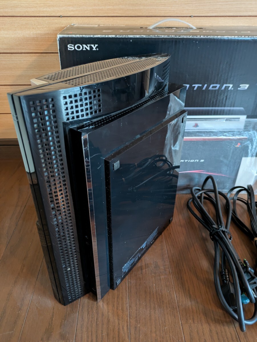 PS3 корпус CECHA00 начальная модель,playstation 3 произведено техническое обслуживание .