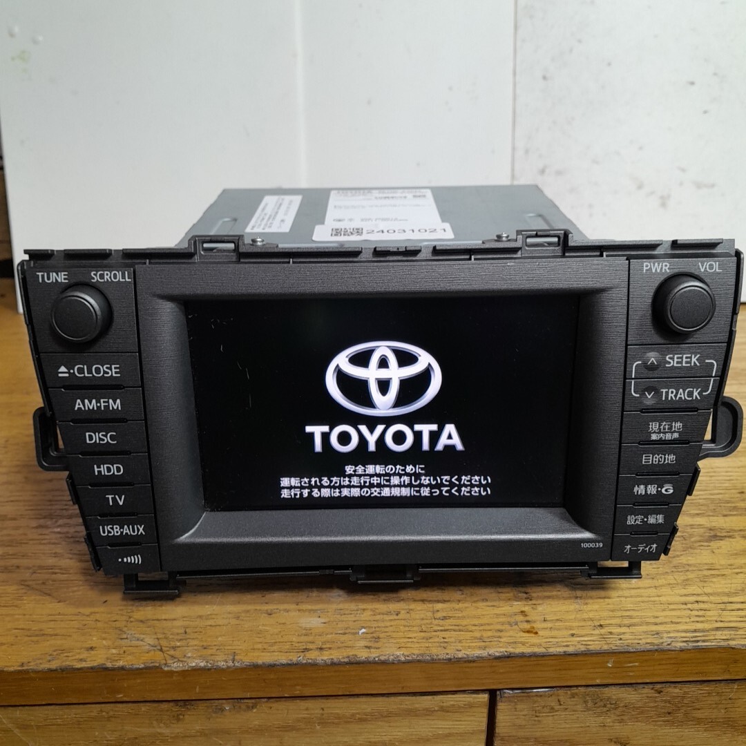 いのさん出品 Yahoo!オークション - トヨタ・プリウスZVW30純正ナビ100039