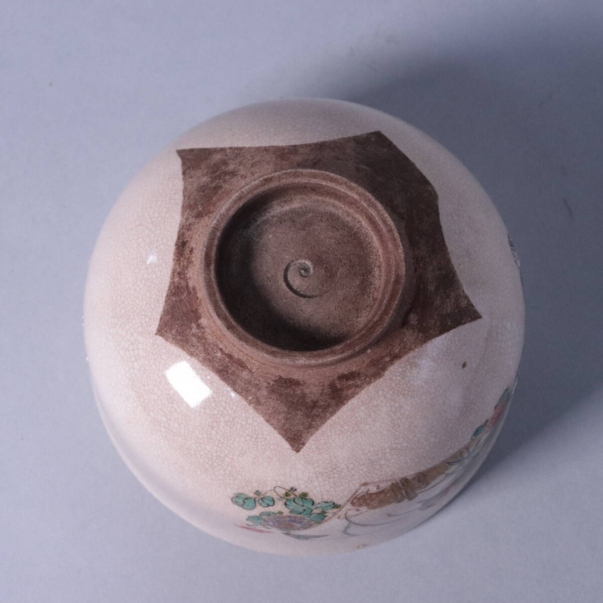 在銘のない白薩摩 茶碗 花鳥文 / 手描き 薩摩焼 京薩摩 茶道具 在銘のない白薩摩 茶碗 花鳥文 / 手描き 薩摩焼 京薩摩 茶道具