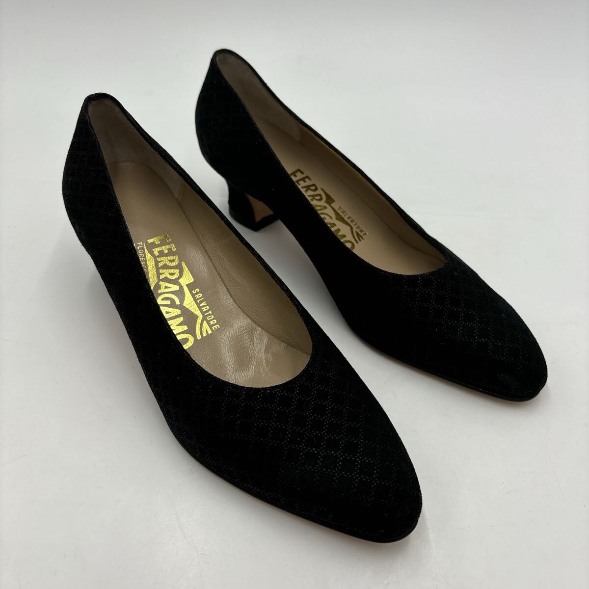 T ＊ 未使用 イタリア制 '高級婦人靴' Salvatore Ferragamo サルヴァトーレフェラガモ 本革 チェック柄 ヒール / パンプス 5B 22cm