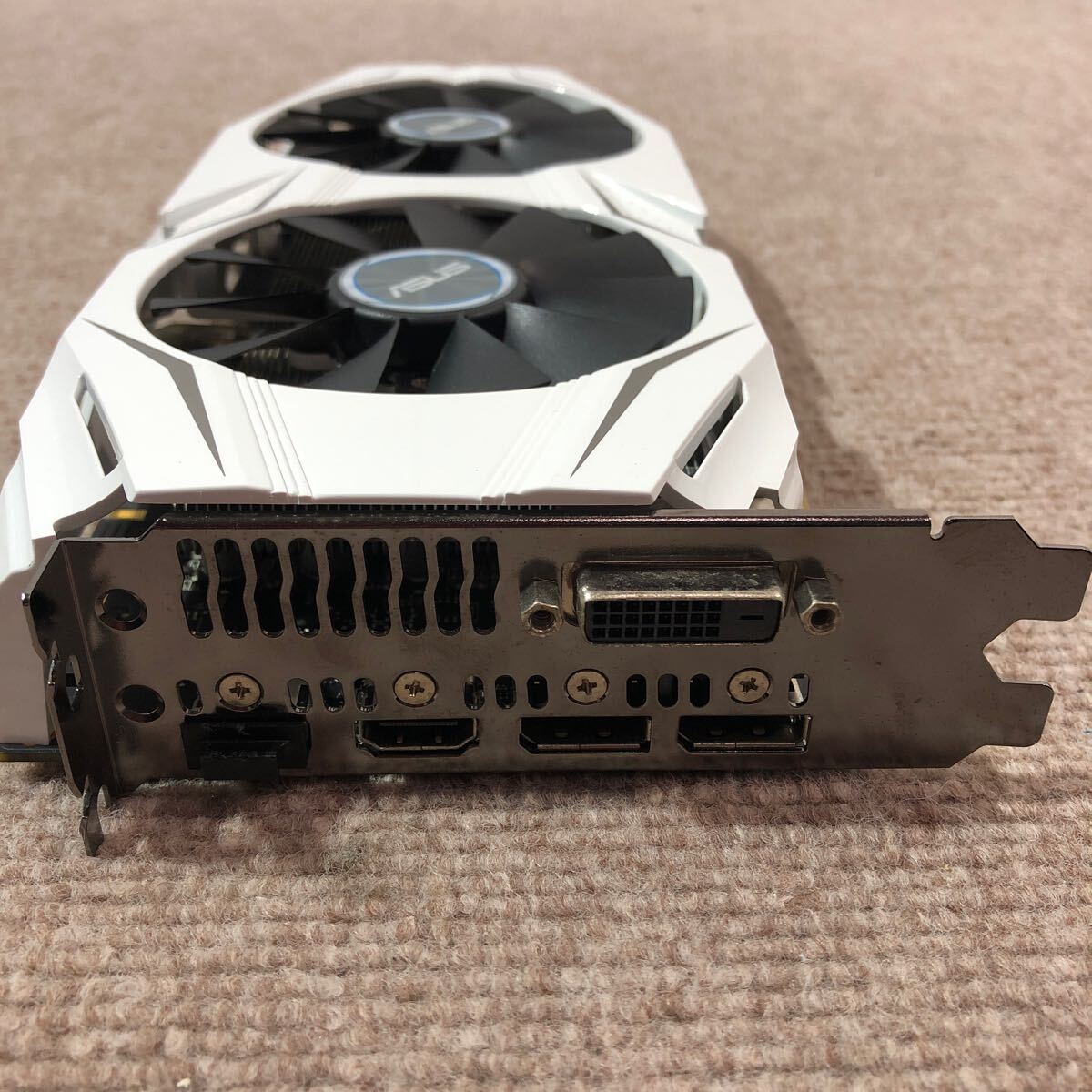 ASUS DUAL-GTX1070-O8G グラフィックボード グラボ ゲーミングPC ASUS DUAL-GTX1070-O8G グラフィックボード グラボ ゲーミングPC