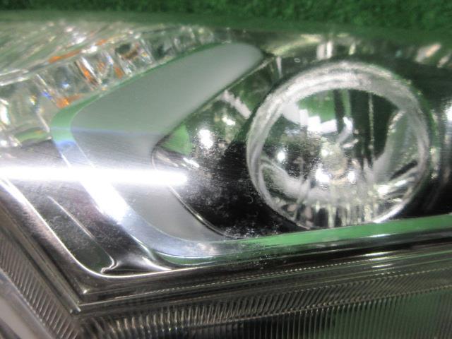 フィット DAA-GP5 左 ヘッド ランプ ライト ASSY ハイブリッド NH624P プレミアムホワイトパール スタンレー W0350 240754