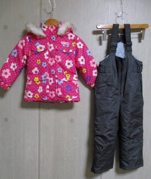f767　CCLTEAM　スキーウェア上下　花柄　サイズ110　ピンク系×グレー系　　92_画像1