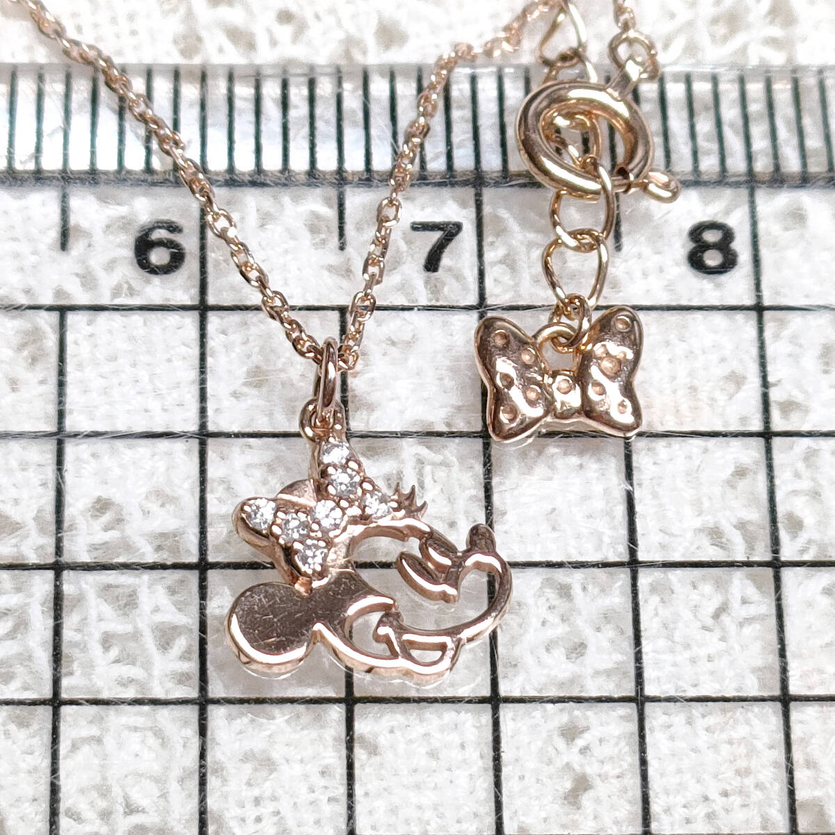 K10 【4℃】 ディズニーコラボ ミニー ネックレス ダイヤモンド K10 【4℃】 ディズニーコラボ ミニー ネックレス ダイヤモンド