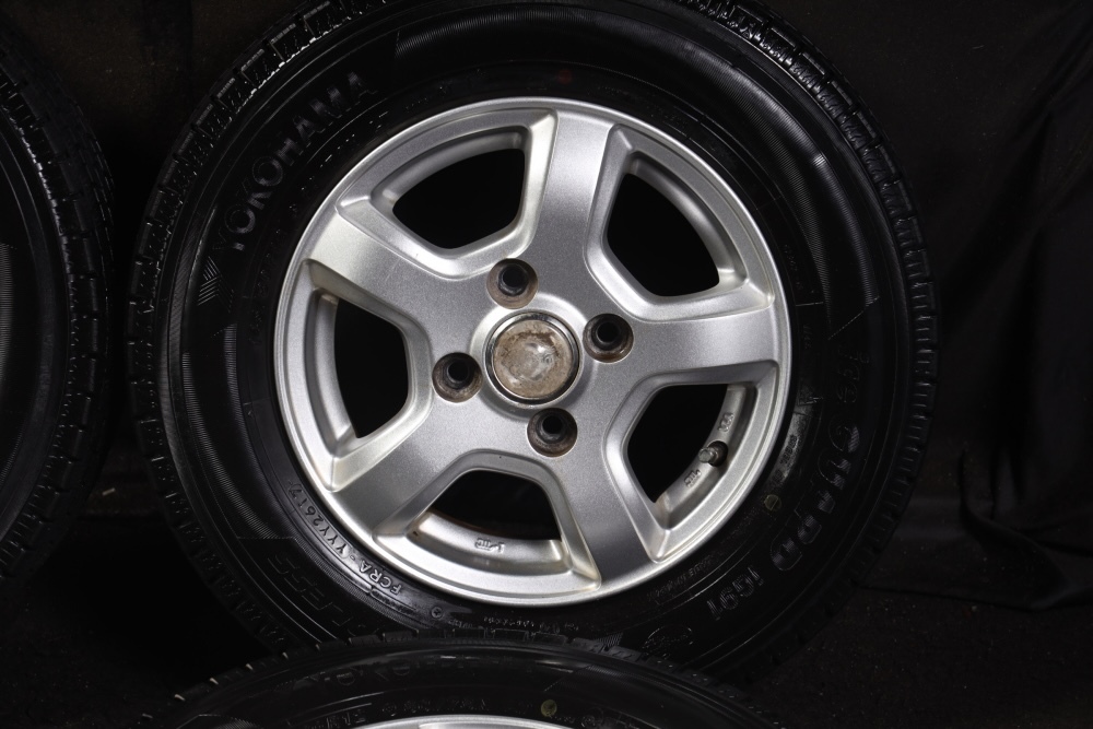 ★バリ山 145/80R12 80/78N LT 国産YOKOHAMA スタッドレス 4本SET キャリーエブリィハイゼットアトレーミニキャブアクティNT100クリッパー_画像2