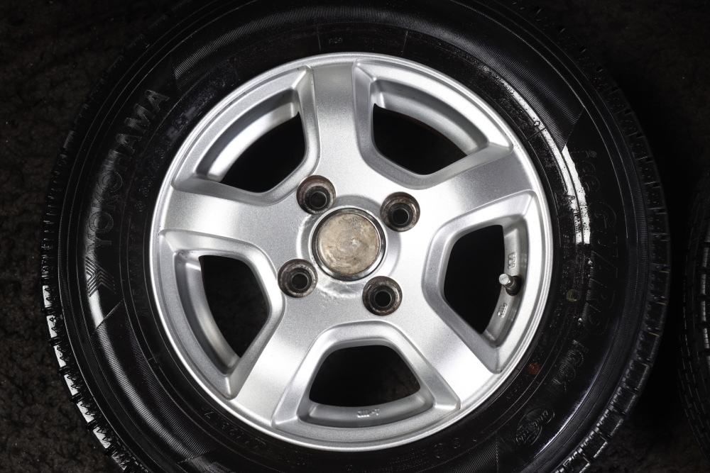 ★バリ山 145/80R12 80/78N LT 国産YOKOHAMA スタッドレス 4本SET キャリーエブリィハイゼットアトレーミニキャブアクティNT100クリッパー_画像4