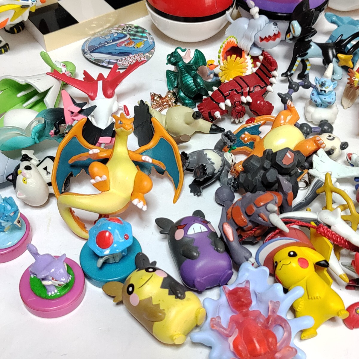 ポケットモンスター ポケモン ゼクロム レシラム ソフビ ポケットモンスター ポケモン ゼクロム レシラム ソフビ