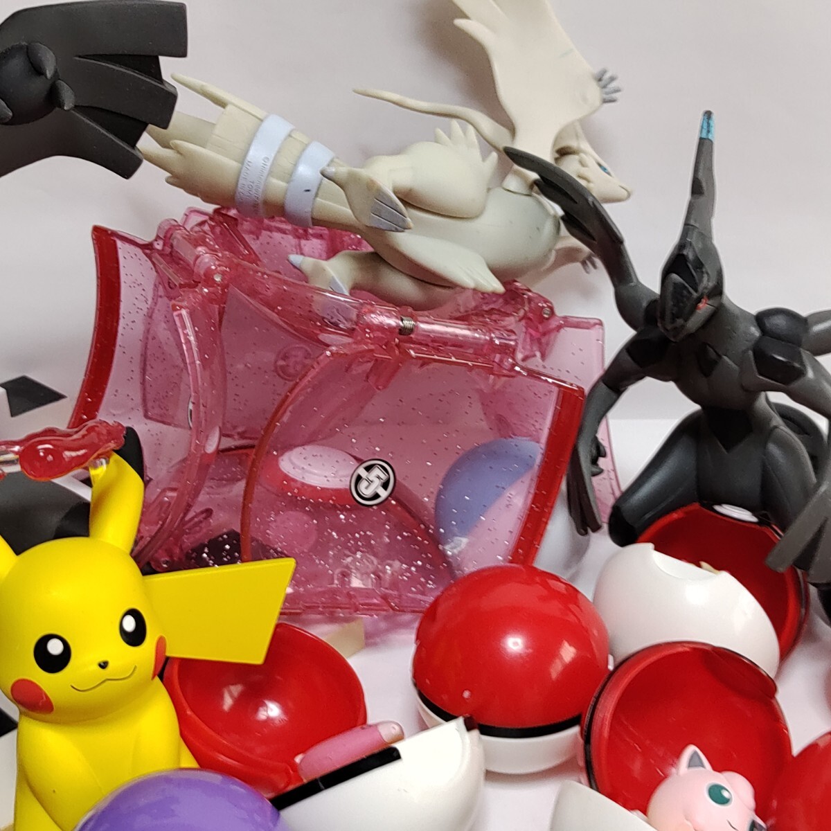 ポケットモンスター ポケモン ゼクロム レシラム ソフビ ポケットモンスター ポケモン ゼクロム レシラム ソフビ