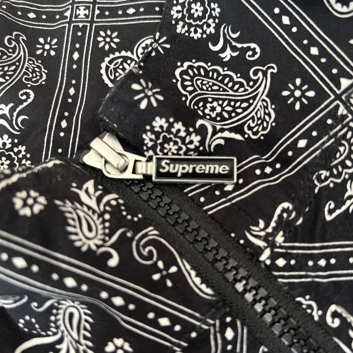 Supreme ペイズリー柄 バンダナトラックJK Lサイズ 18SS 美品 Supreme ペイズリー柄 バンダナトラックJK Lサイズ 18SS 美品