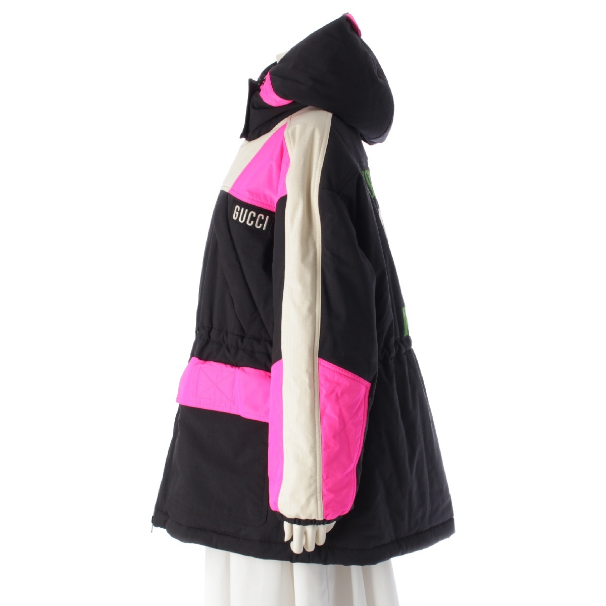 グッチ　Music Is Mine ロゴ フーデッド ダウンジャケット 676412 ブラック