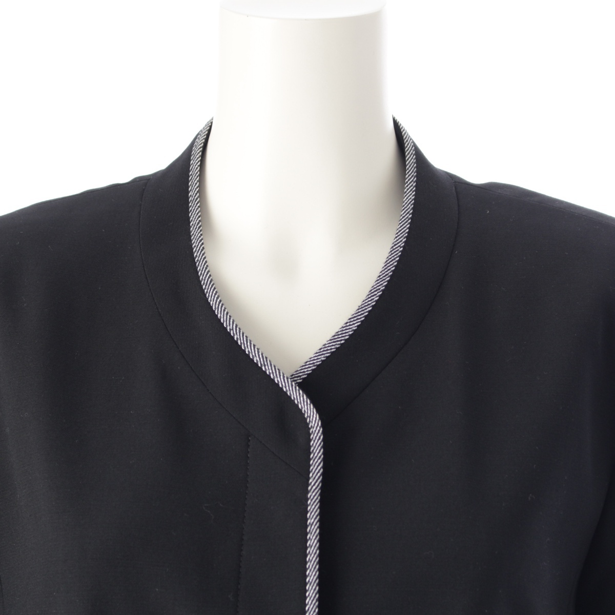 シャネル 96P ウール ココボタン ストライプ柄パイピング ジャケット P06569 ブラック 42【中古】