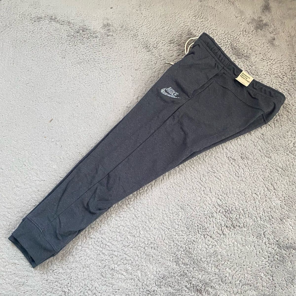 Lサイズ 新品 NIKE スウェット 上下セット セットアップ Lサイズ 新品 NIKE スウェット 上下セット セットアップ