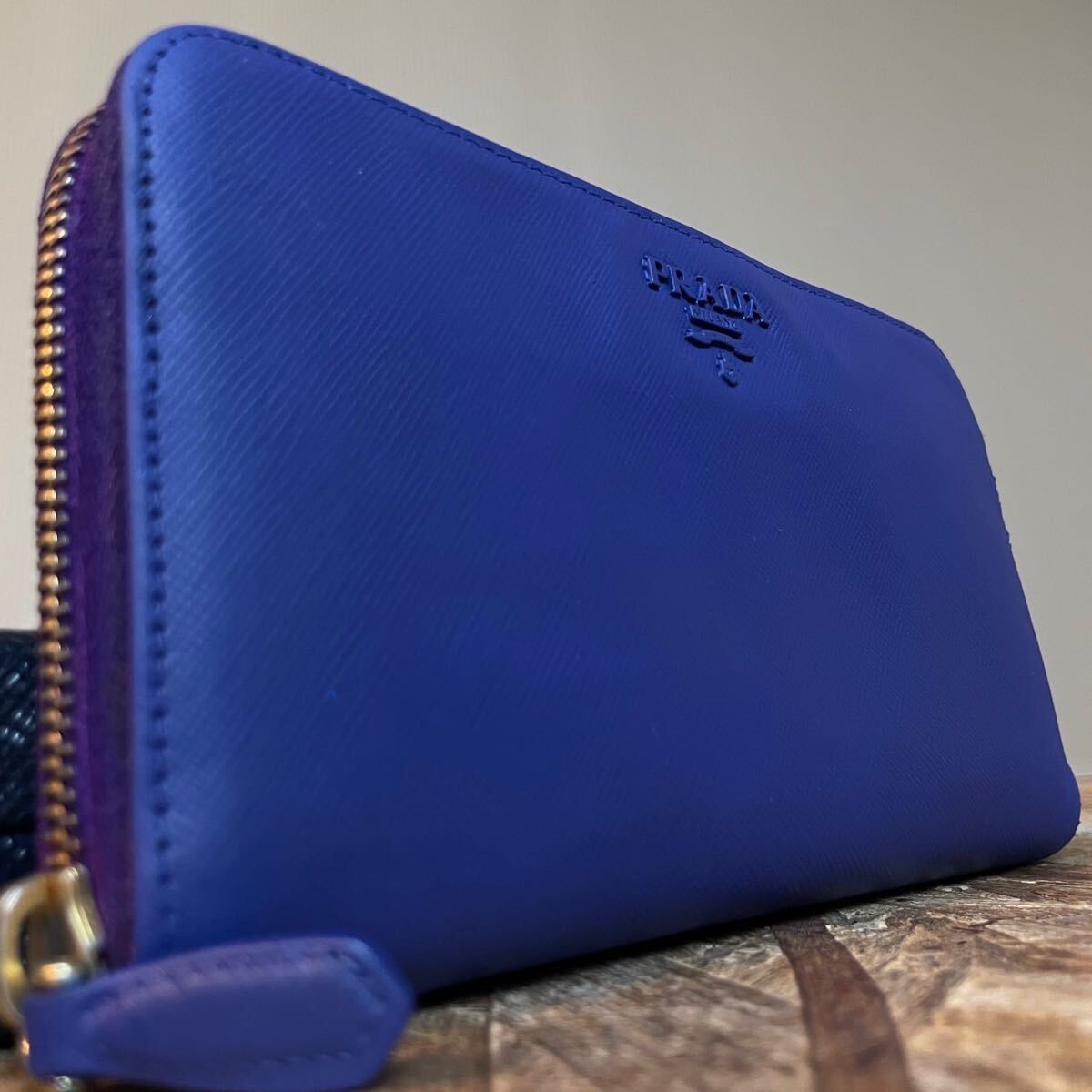 一円 美品 PRADA プラダ サフィアーノレザー ブラック 財布 男女 一円 美品 PRADA プラダ サフィアーノレザー ブラック 財布 男女