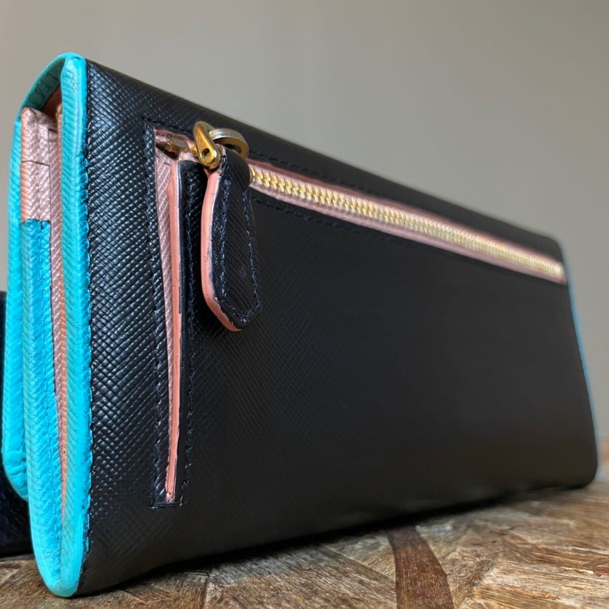 一円 美品 PRADA プラダ サフィアーノレザー ブラック 長財布 一円 美品 PRADA プラダ サフィアーノレザー ブラック 長財布
