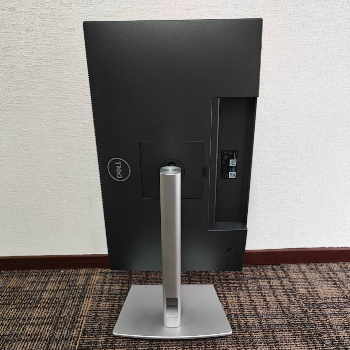 10373258】【美品】Dell デル P2425H 2024年製 23 8インチ 10373258】【美品】Dell デル P2425H 2024年製 23 8インチ