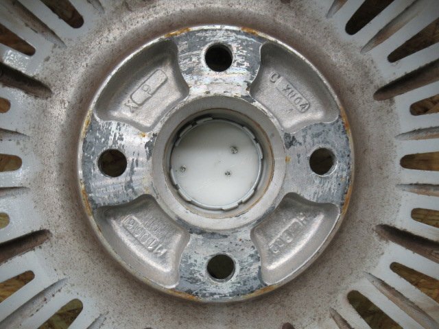 *A1520MZ Daihatsu литье оригинальные легкосплавные колесные диски 15×4.5J 4/100 +45 б/у 4шт.