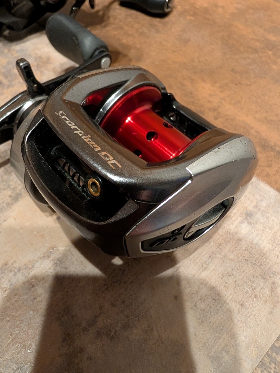 シマノ スコーピオン DC 100HG DC7 右 2台セット 送料600円 シマノ スコーピオン DC 100HG DC7 右 2台セット 送料600円