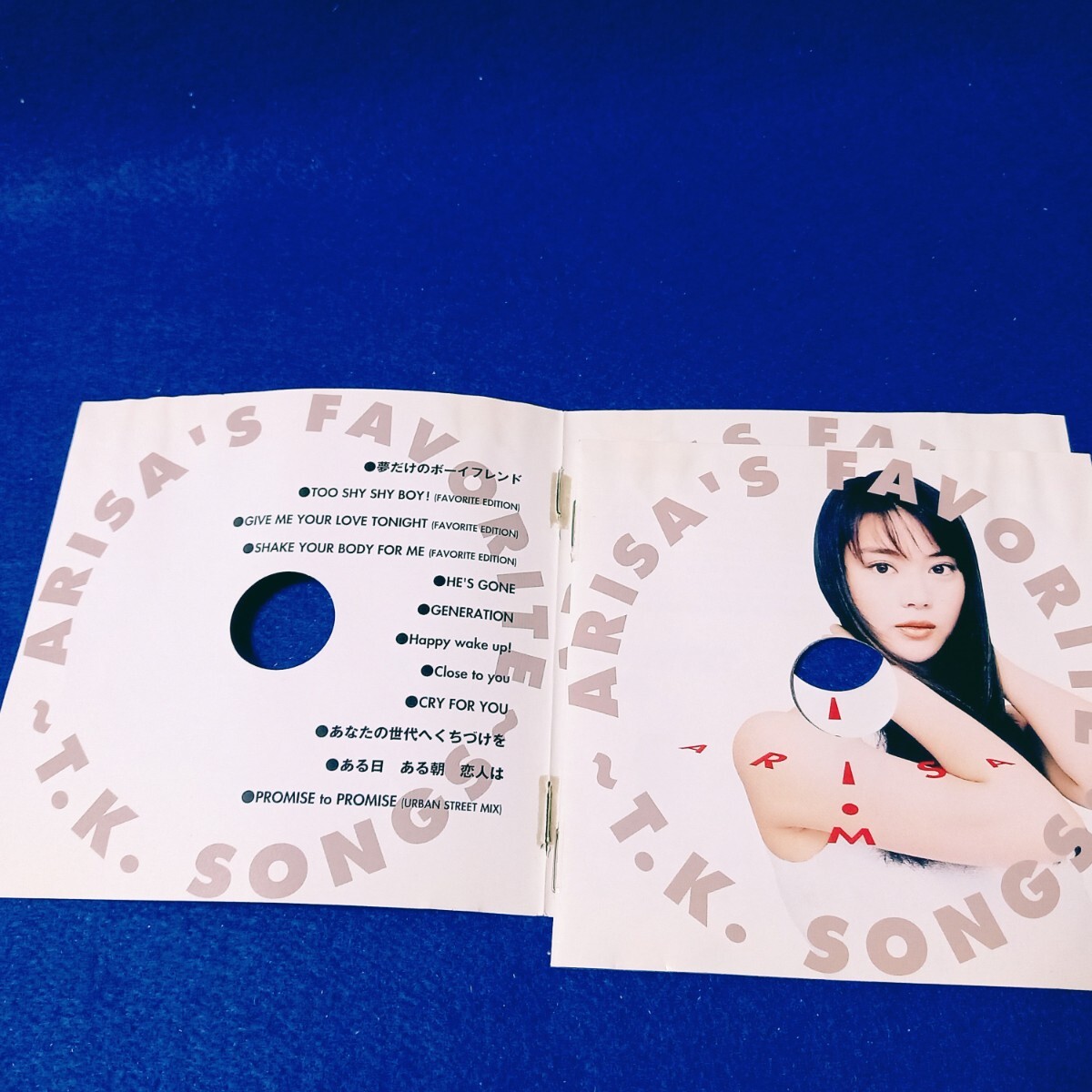 観月ありさ / ARISA'S FAVORITE T.K. SONGS ベスト アルバム CD 《本人による全曲解説付き》 小室哲哉 TOO SHY SHY BOY!/Happy wake up!_画像4