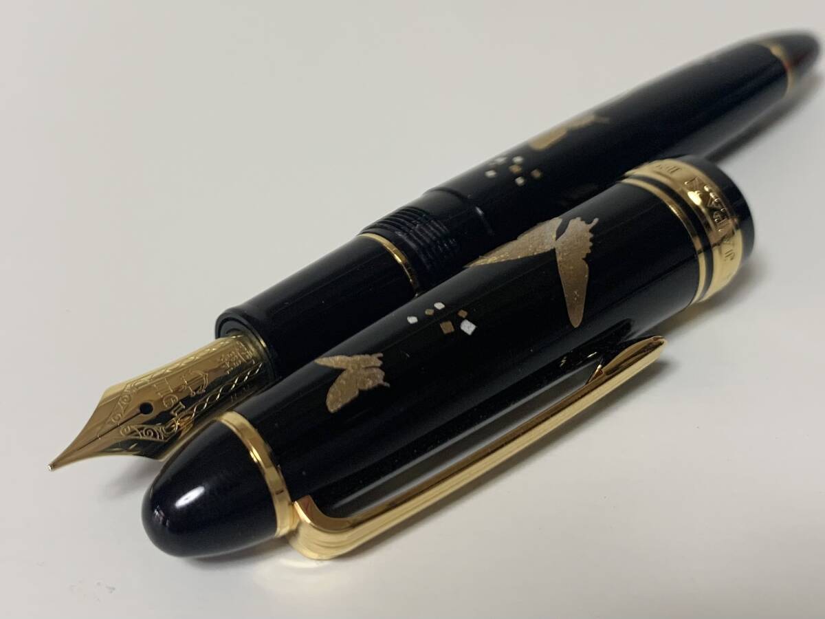 極美品】SAILOR セーラー 蒔絵 蝶 万年筆 ペン先14K 585 極美品】SAILOR セーラー 蒔絵 蝶 万年筆 ペン先14K 585