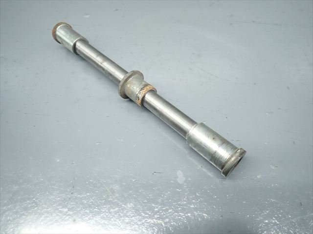 β250307-1 カワサキ エストレヤ ESTRELLA BJ250A (H4年式) 純正 フロントアクスルシャフト 曲り無し！