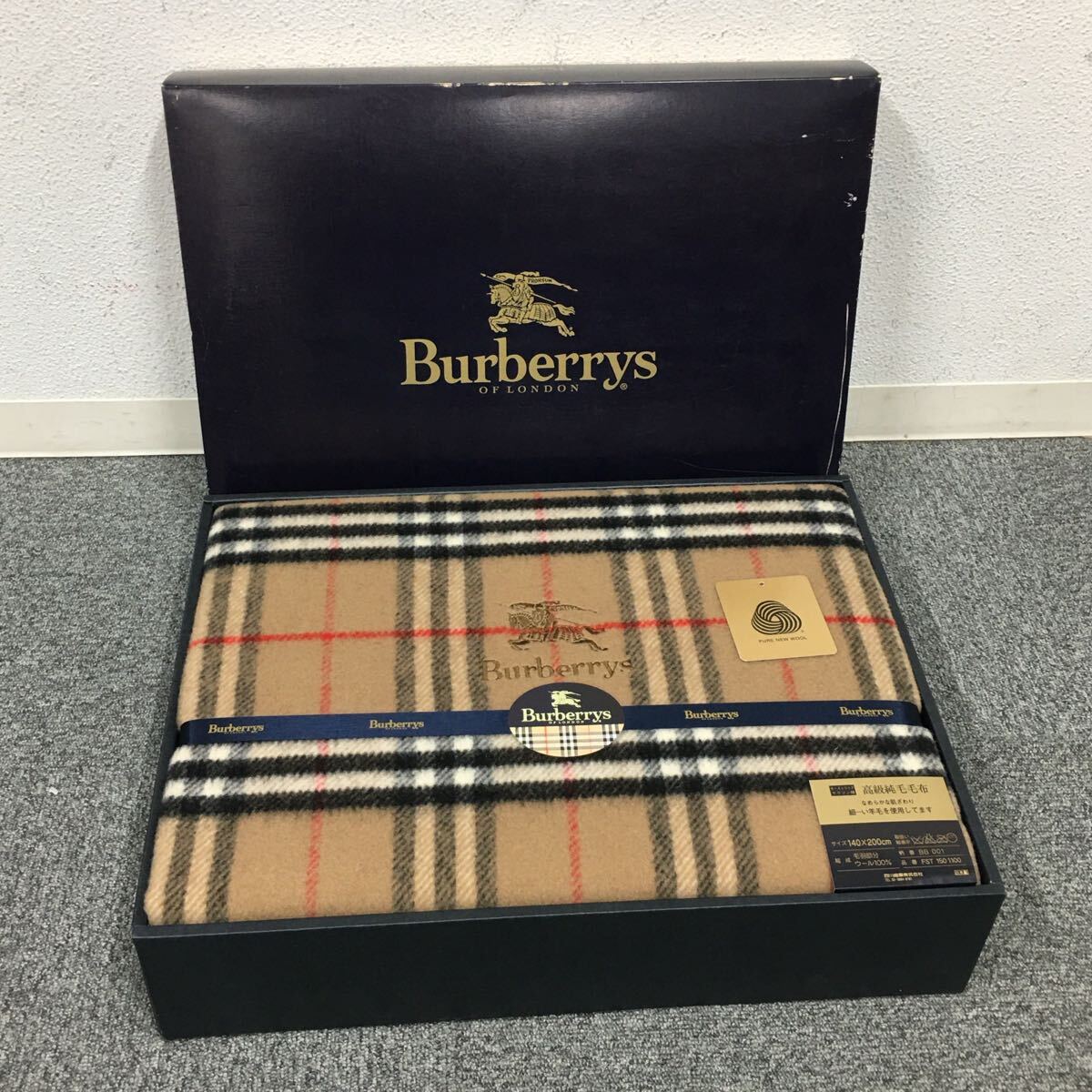 ☆F02247【未使用保管品】Burberrys バーバリーズ/毛布/140×200 ☆F02247【未使用保管品】Burberrys バーバリーズ/毛布/140×200