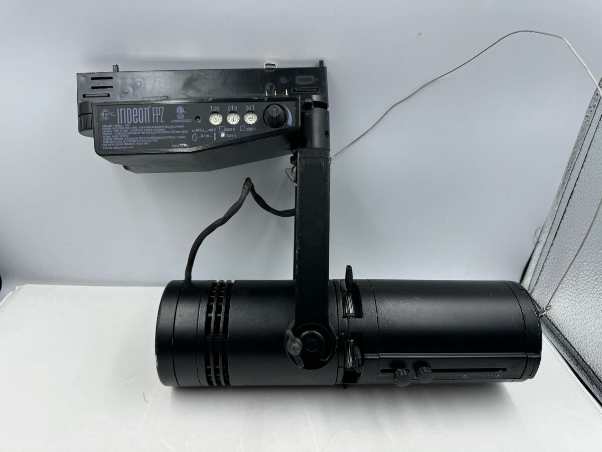 S2700) ETC. Irideon FPZ 舞臺?スタジオ用照明器具（午3）