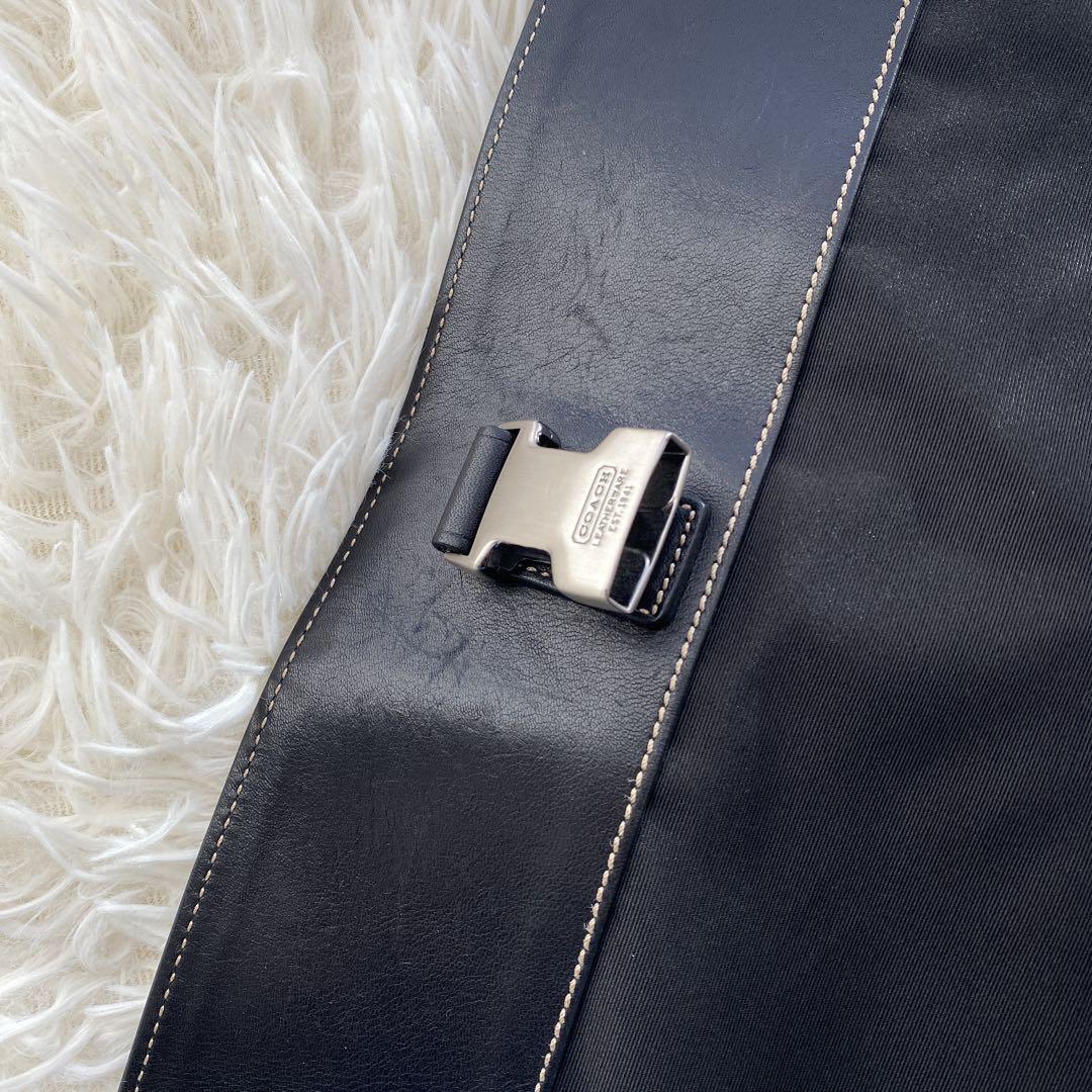 人気 COACH コーチ ショルダーバッグ メッセンジャーバッグ 黒 人気 COACH コーチ ショルダーバッグ メッセンジャーバッグ 黒