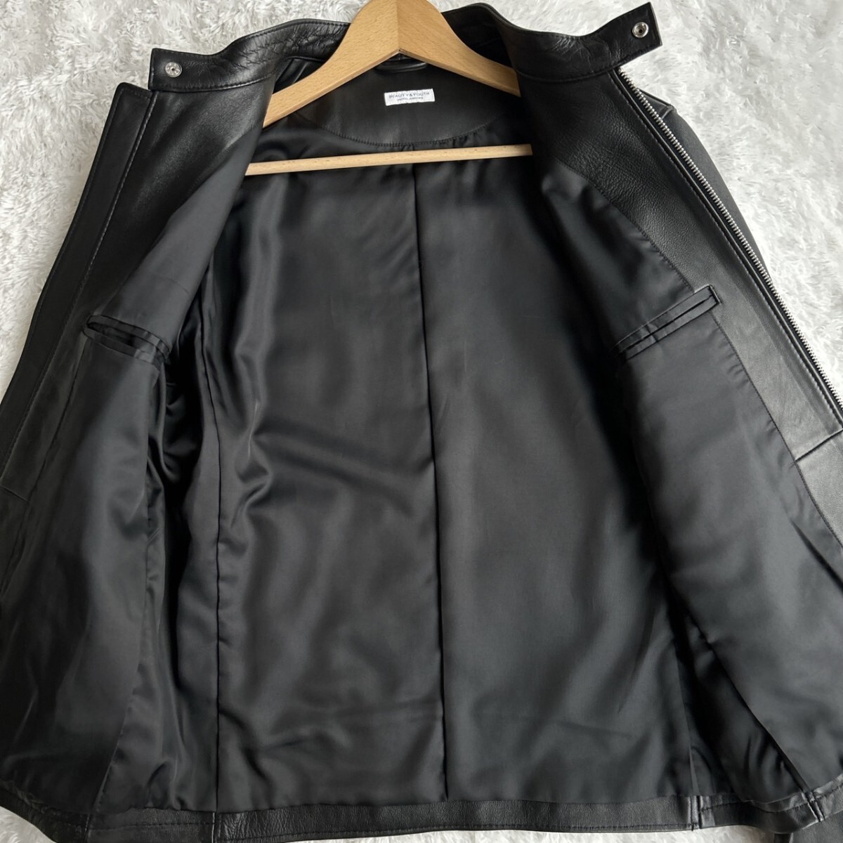 極美品◎ UNITED ARROWS / BEAUTY&YOUTH 羊革 ラムレザー 極美品◎ UNITED ARROWS / BEAUTY&YOUTH 羊革 ラムレザー