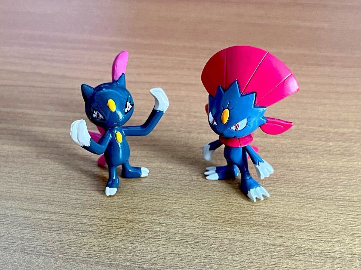 貴重】初期 モンコレ ニューラ マニューラ TOMY トミー 貴重】初期 モンコレ ニューラ マニューラ TOMY トミー