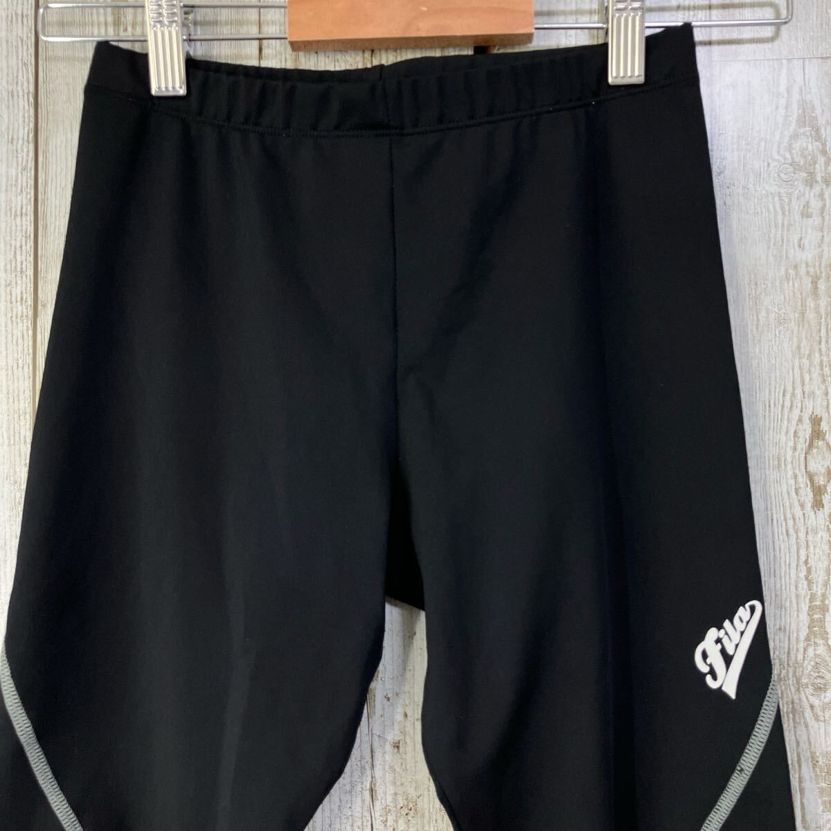 ☆FILA フィラ☆レギンス パンツ スポーツ L ブラック ストレッチ レディース ブランドタグ付き [送料無料☆匿名配送] t4510