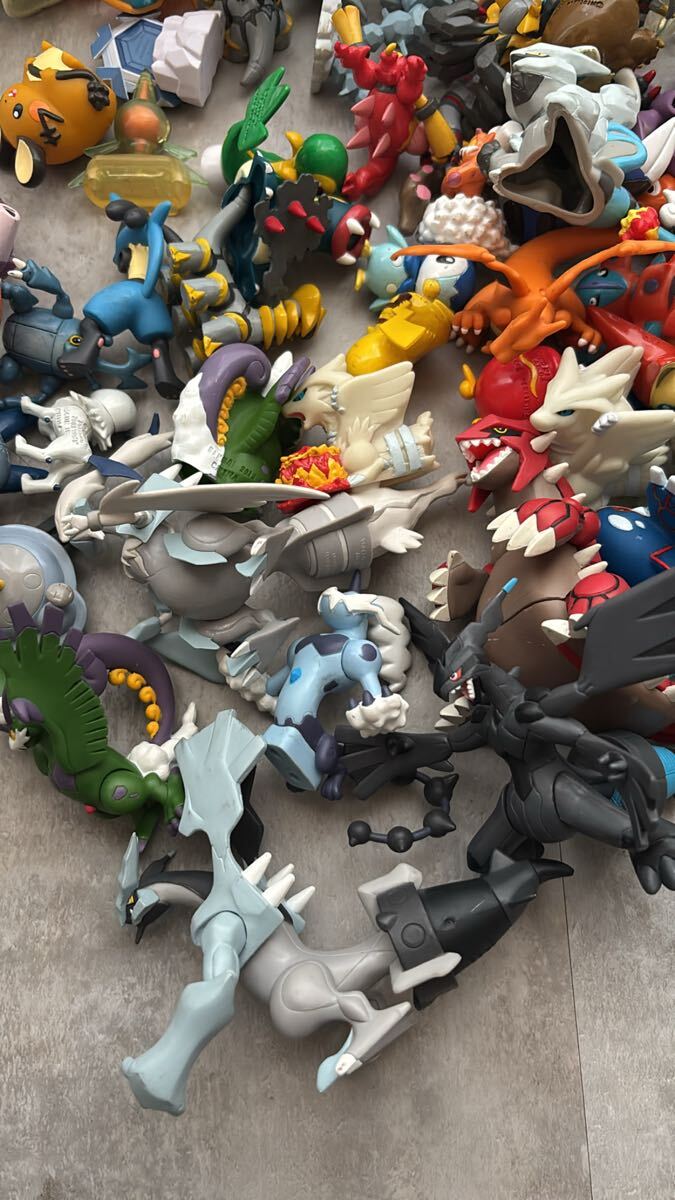 Yahoo!オークション - ポケモン フィギュア モンコレ・指人形など約200