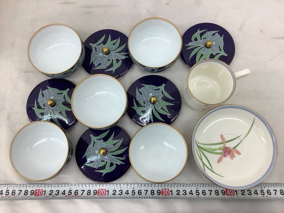 香蘭社 陶器まとめ/花瓶/酒器/湯呑/皿/カップ&ソーサー 他 ヒビ 香蘭社 陶器まとめ/花瓶/酒器/湯呑/皿/カップ&ソーサー 他 ヒビ