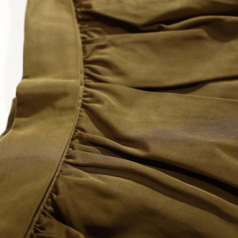 美品 クローラ CROLLA アクアガール 株) ワールド 合物 秋 冬 ナイロン 綺麗め 膝下丈 ギャザー フレアスカート 36 7号 コーヒー ブラウン_画像2