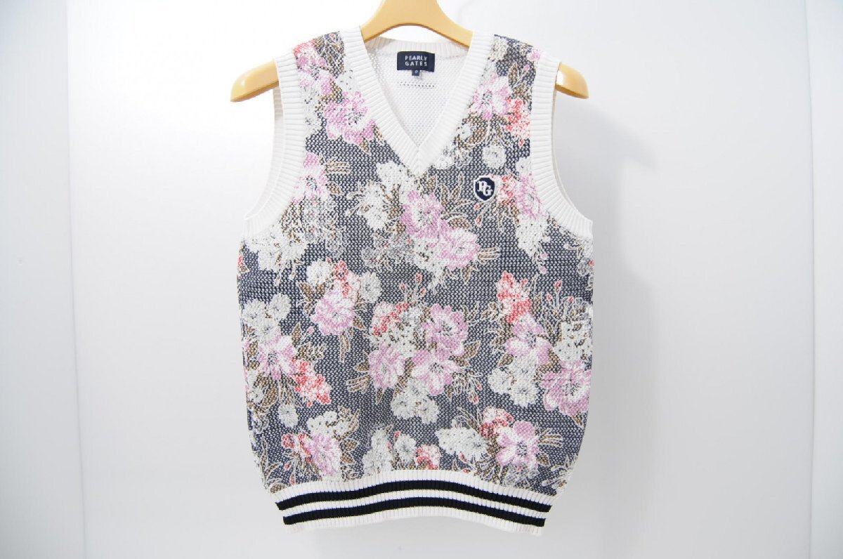 coco 中古【SALE】 パーリーゲイツレディース ベスト 0 白×紺 Vネックニット メッシュ 花柄 レターパックプラス発送可 63615_画像1