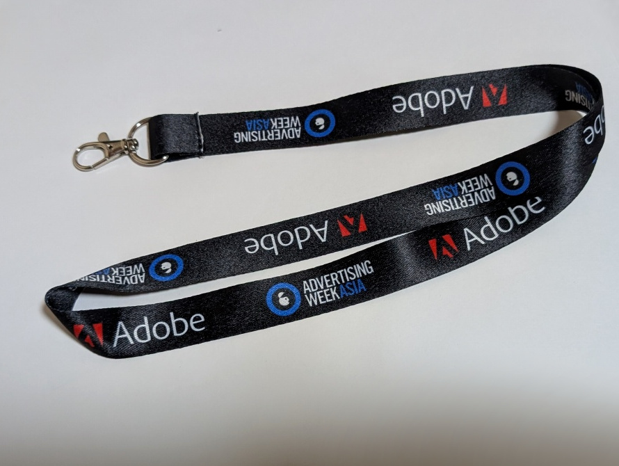 即決 非売品 Adobe アドビ ネックストラップ 黒 ブラック ロゴマーク ADVERTISING WEEKASIA 企業(yè)物 會社 社名 グッズ ノベルティ 送料無料