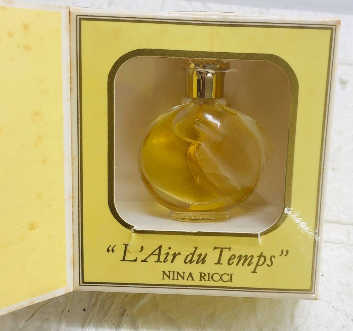 !_*[ ликвидация запасов цена ]NINA RICCI Nina Ricci L'Air du Temps духи Pal fam*C3-941s